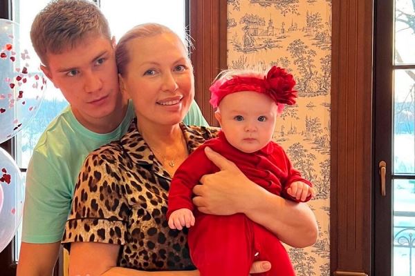 Боксерша Наталья Рагозина призналась, что новый муж хорошо ладит с сыном от прошлого брака 