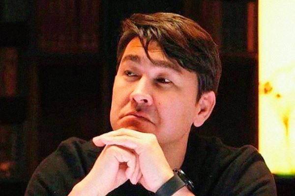 Филипп Киркоров осадил Азамата Мусагалиева за критику в свой адрес 